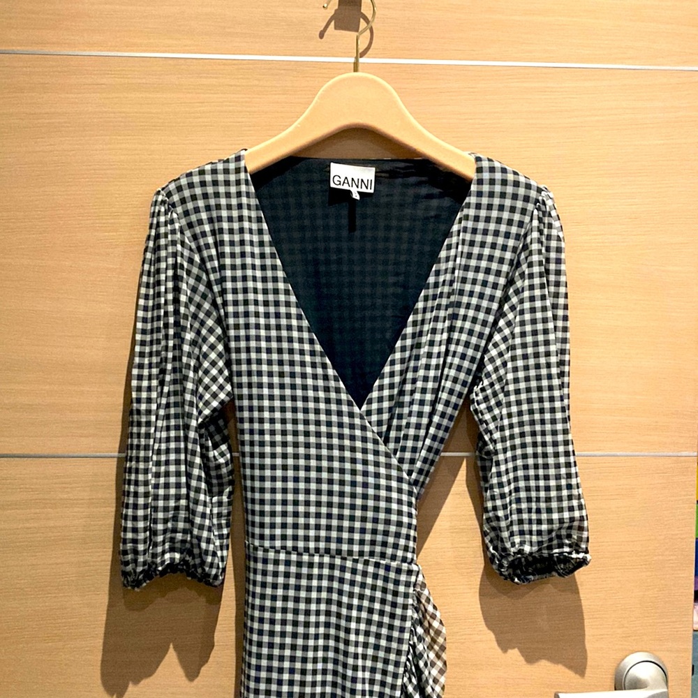 White/black gingham lightweight wrap dress. Fully lined and opaque.